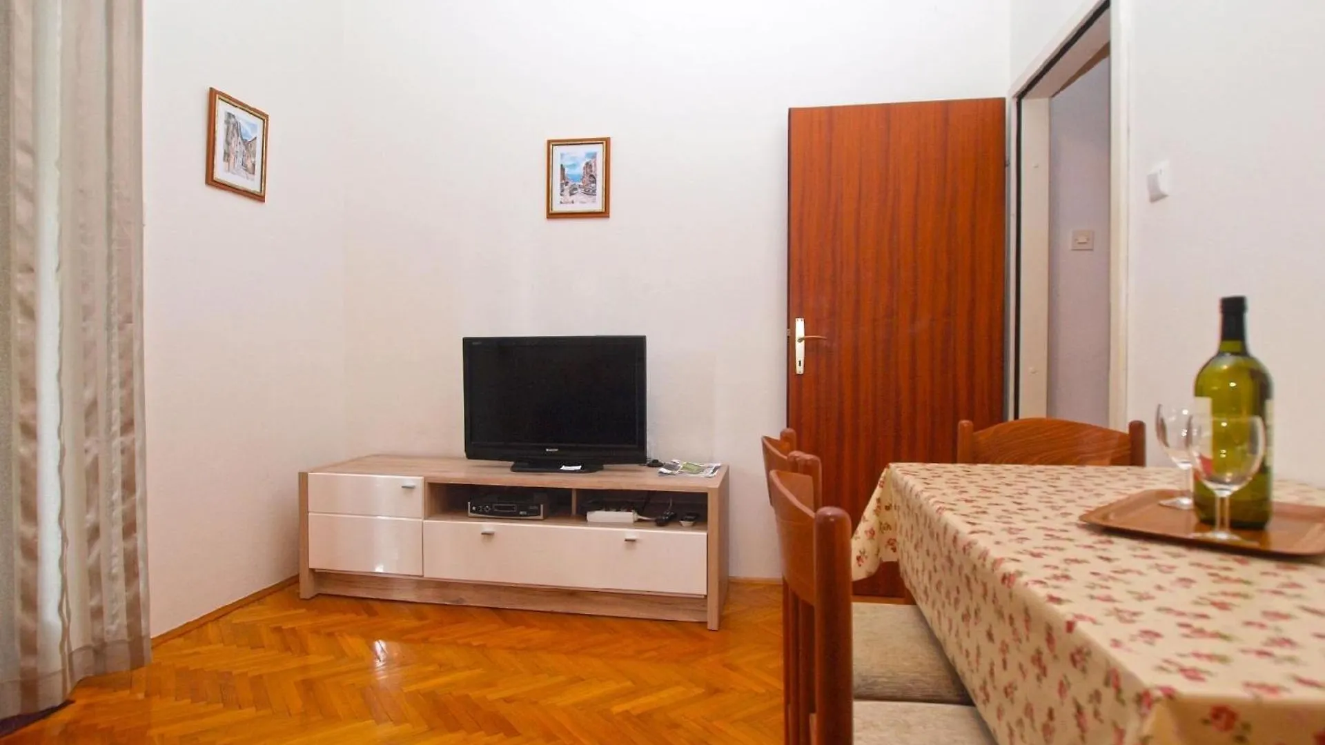 Ferienwohnung Fuer 3 Personen Ca 45 Qm In Fazana, Istrien Istrische Riviera Croatia