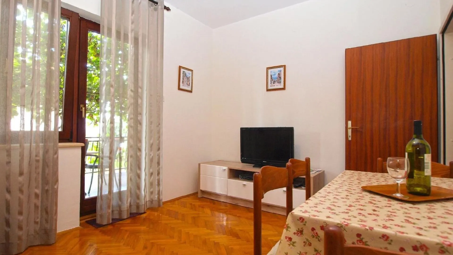 Apartment Ferienwohnung Fuer 3 Personen Ca 45 Qm In Fazana, Istrien Istrische Riviera Croatia